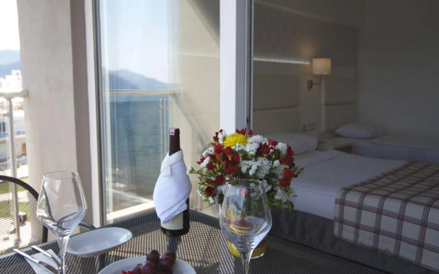 Yunus Hotel