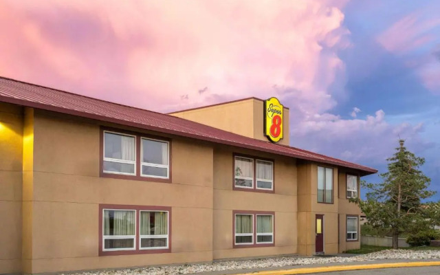 Super 8 Sherwood Park/Edmonton Area