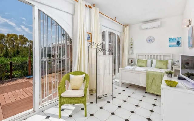 Solaga -  Villa Costalota