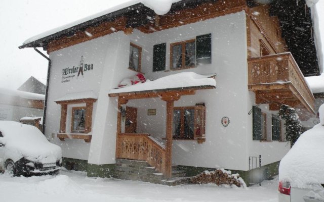 Chalet & Apartments Tiroler Bua
