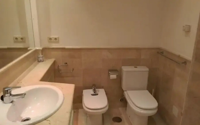 Grand Front Line Location Apartment- Heated Pool