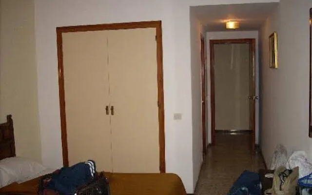 Hostal Santa Ana