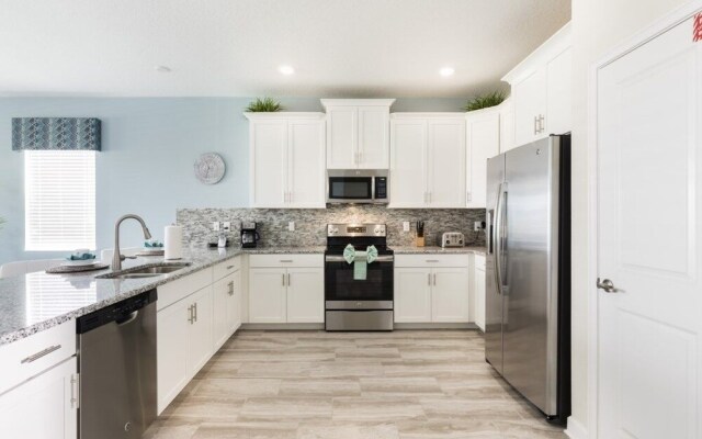 Champions Gate-9042sltsdjgil 9 Bedroom Home