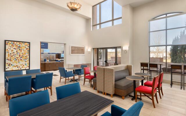 Hampton Inn Suites Opelika I85 Auburn Area