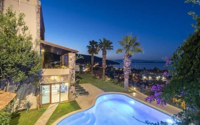 Villa Torba Bay 1/A by Evtatilim