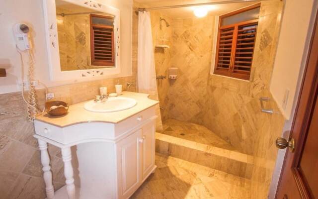 4BR Villa Las Piñas CasadeCampo by ASVR