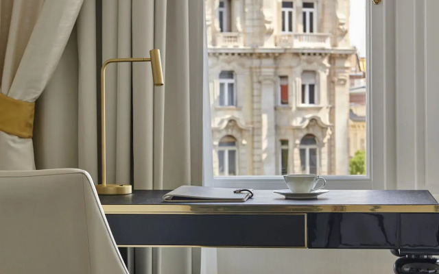 Párisi Udvar Hotel Budapest, part of Hyatt