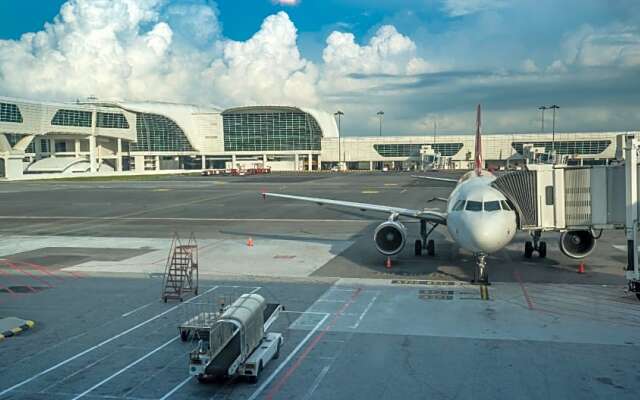 JET FOX By Aero View Hotel, Delhi Airport