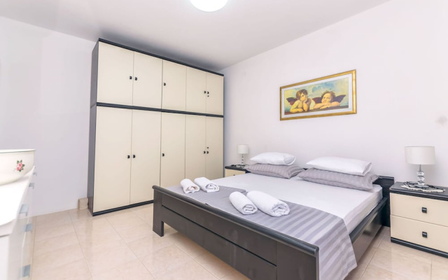 Apartments Paco
