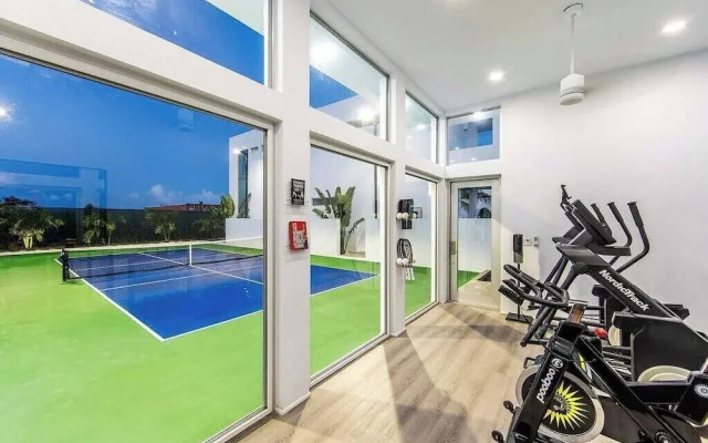 2bdr Beachside Vacation Villa, Hotel Amenities v6