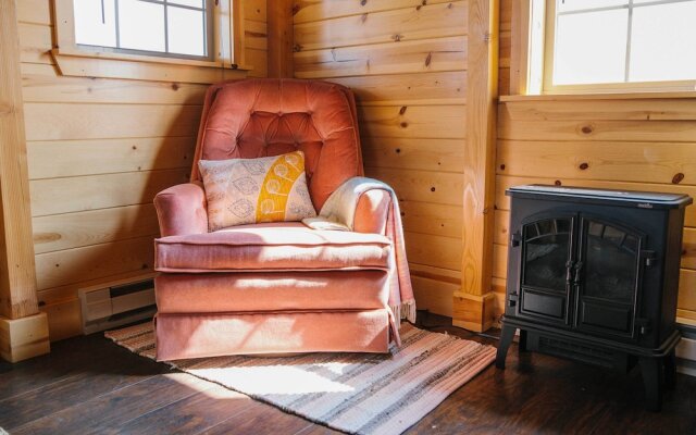 Paradise Valley Cabin by Chico & Yellowstone Park!