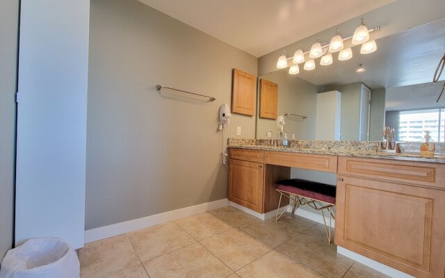 1201 South Hampton 2 Bedroom Condo