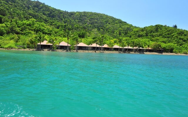 Paradise Bay Island Resort