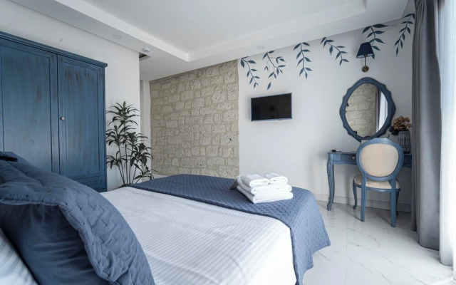 Voger Alaçatı Family