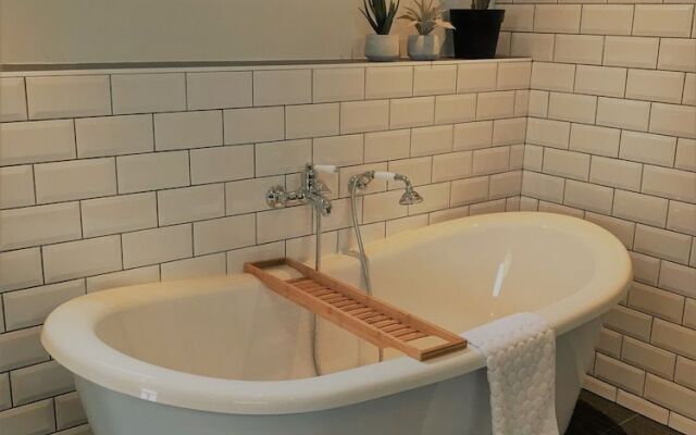 MonQui Boutique Hotel