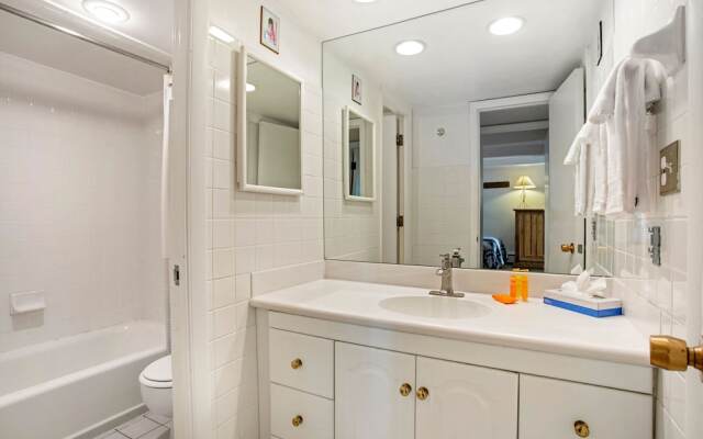 311 Vail International - 2 Br Condo