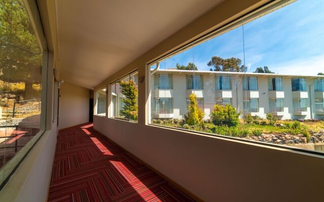 Lake Titicaca Hotel