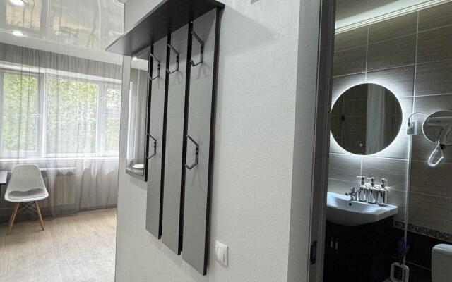 Bragin HILL (Брагин Хилл) на улице Маршала Жукова 40А