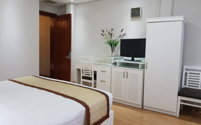 Van Ha Hotel