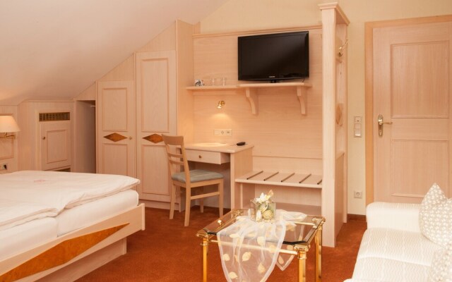 Hotel Zum weißen Stein