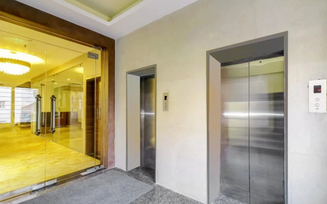 Capital O 71843 Grand Sindhura