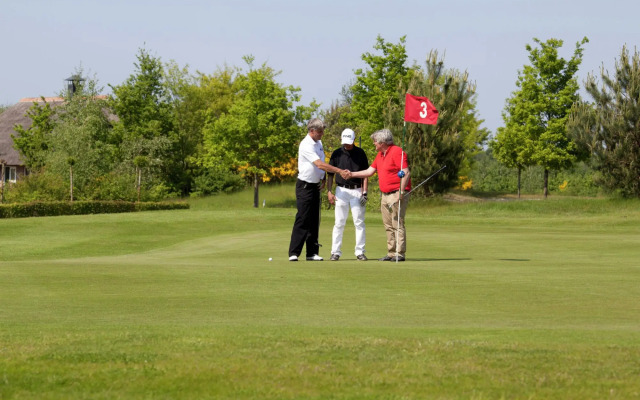 Thatched Villa With Dishwasher Near Appelscha