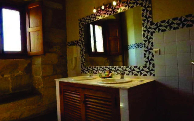 Real Posada De La Mesta