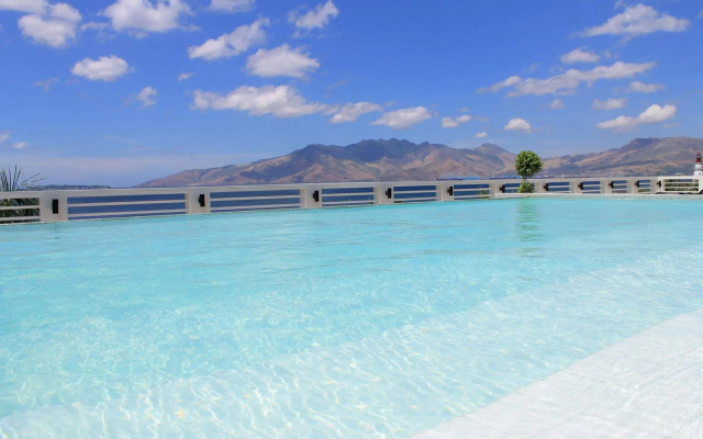 Terrace Hotel Subic Bay