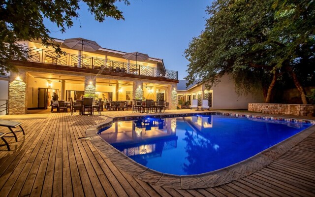 Nkosi Guest Lodge