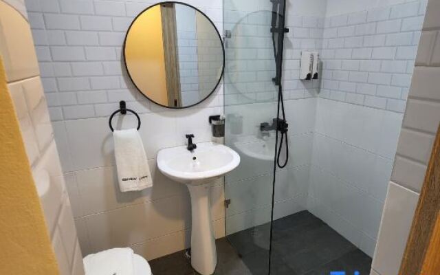 Semporna Seaview Hotel