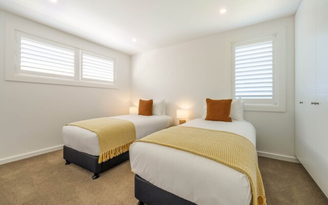 Marina Terrace Apartments