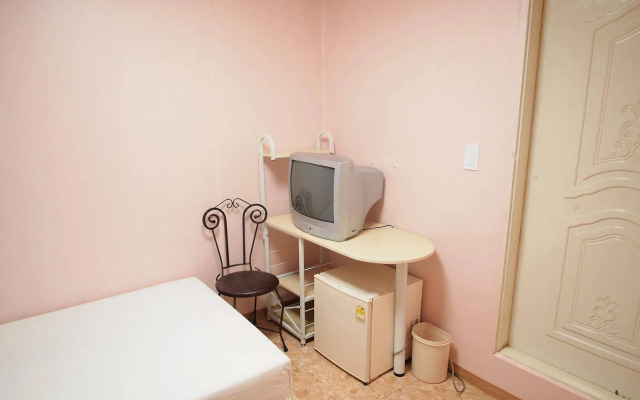Shinchon Hostel