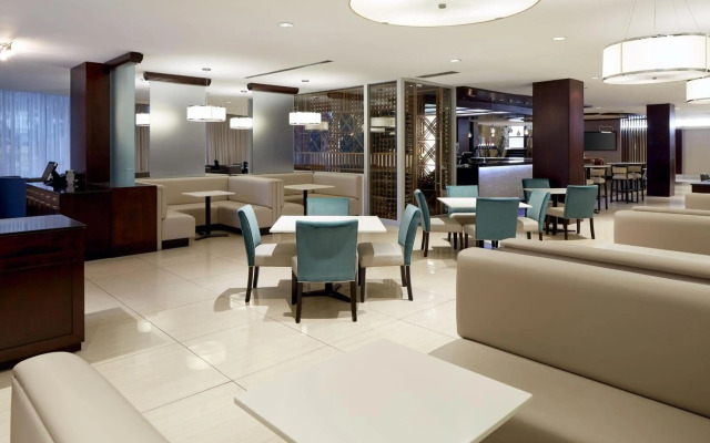 Sheraton Montreal Airport Hotel