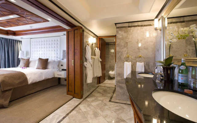 Sandton Sun & Towers