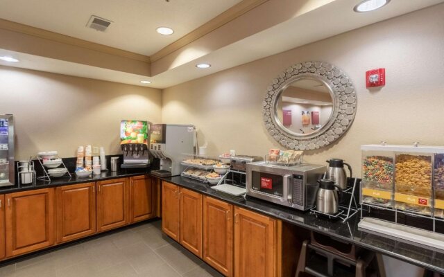 Comfort Suites Hopkinsville near Fort Campbell