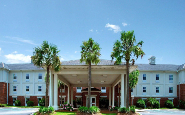 Comfort Inn & Suites Patriots Point