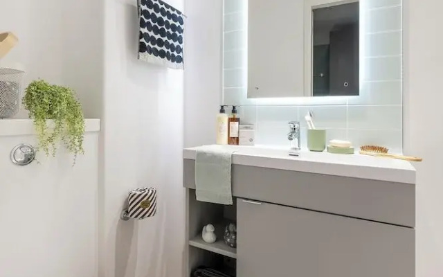 Student Only The Aspen