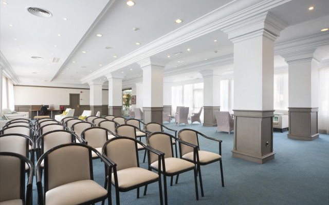 Grupotel Orient