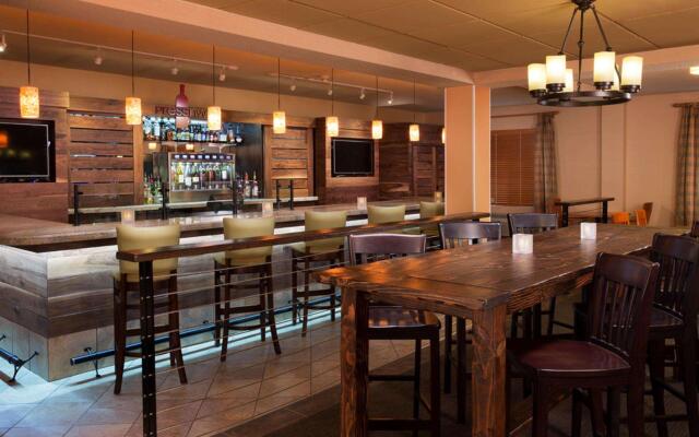 DoubleTree by Hilton Hotel Vancouver