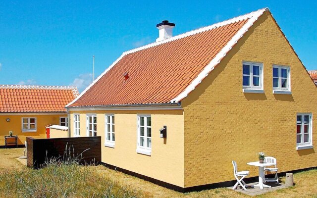 Rustic Holiday Home in Skagen with Garage near Sea