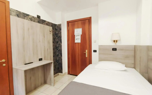 Hotel Mondial