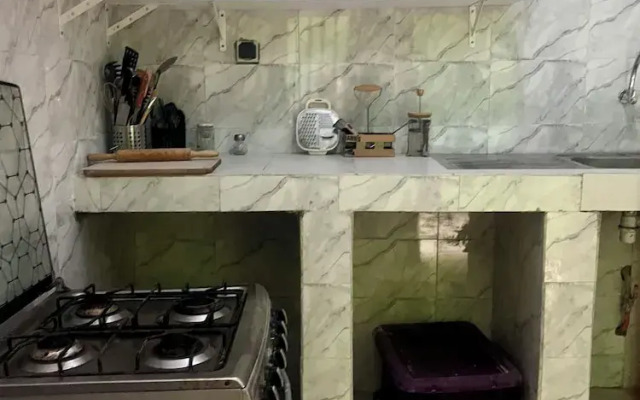 Fadidi House