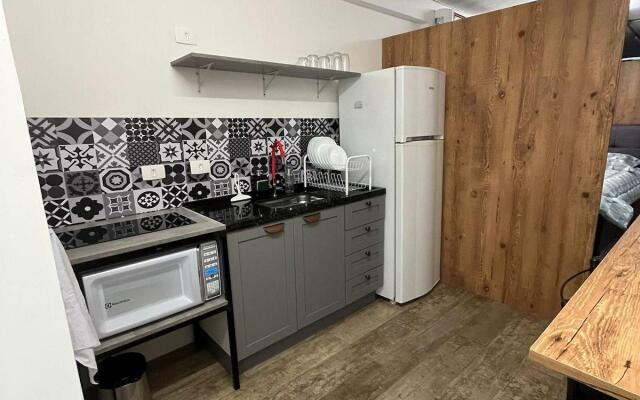 Estúdios Conteiners de 02 a 04 hóspedes região lapa