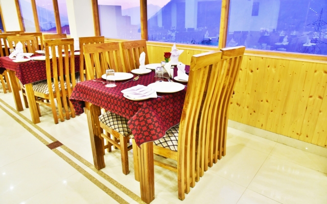 Whistling Pines Resort & Spa