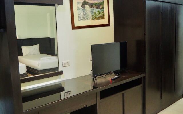 Orm Thong Apartments