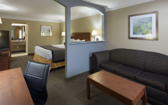 Best Western Angleton Inn