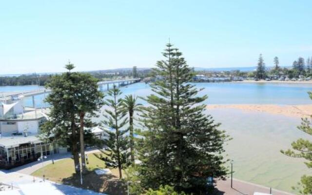 The Entrance Waterfront Resort Unit 502