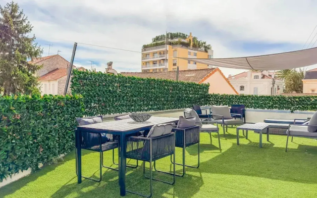 100 Le Riviera in Cannes