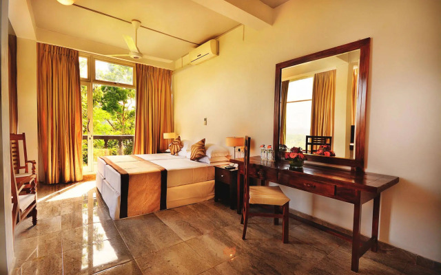 Kandy Hill Bungalow
