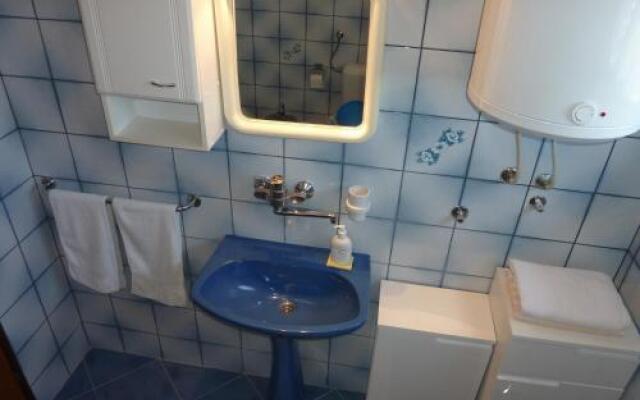 Three bedroom apartment & studio - Apartments Ždrijac